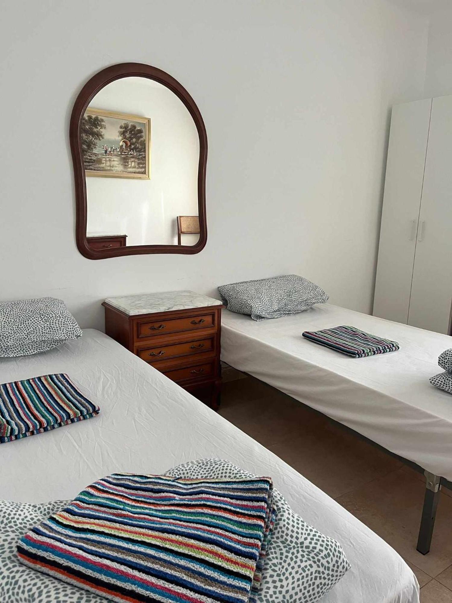 산비센테델라스페그 24 D-Habitacion En Piso 아파트 외부 사진