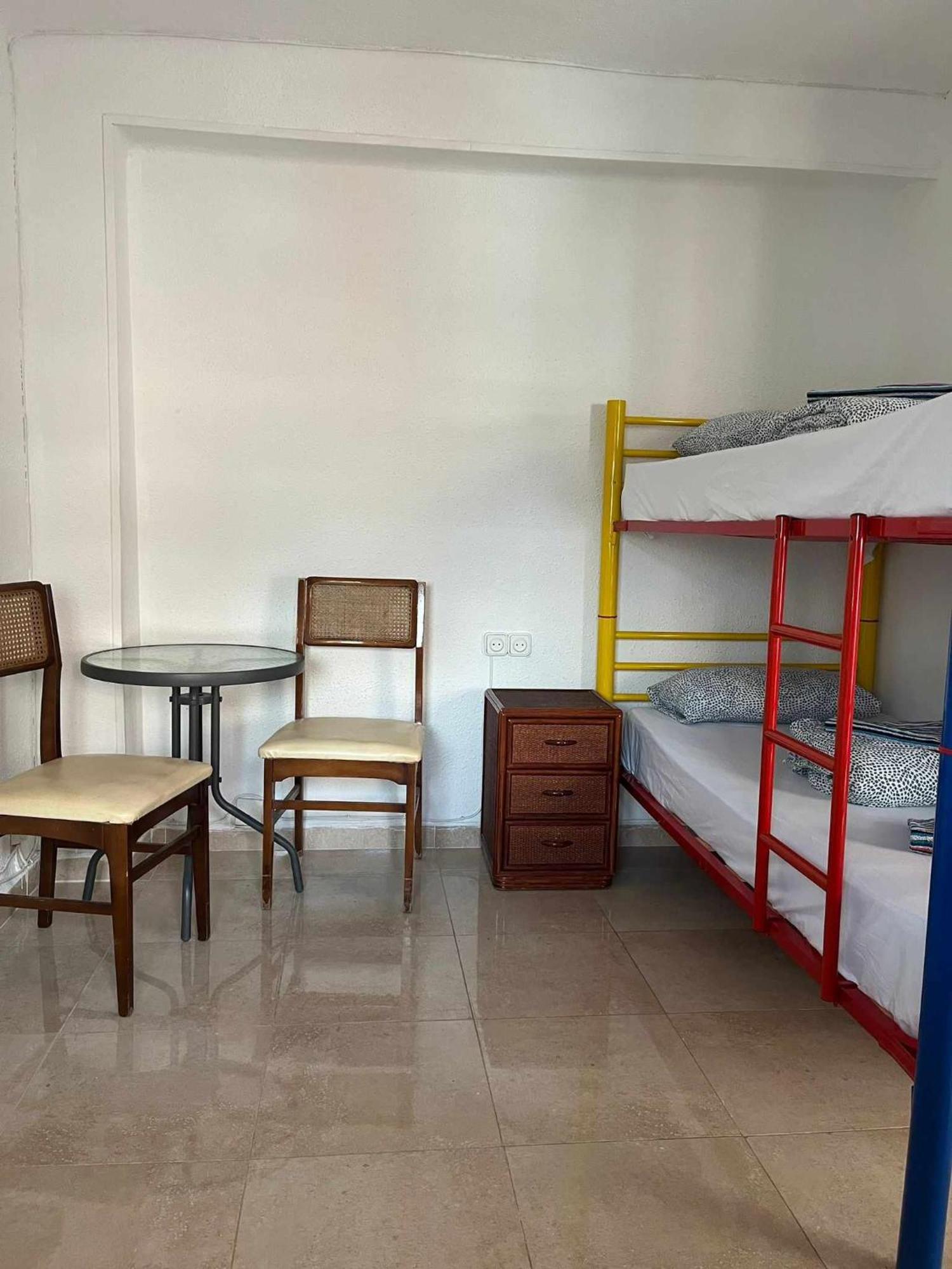 산비센테델라스페그 24 D-Habitacion En Piso 아파트 외부 사진